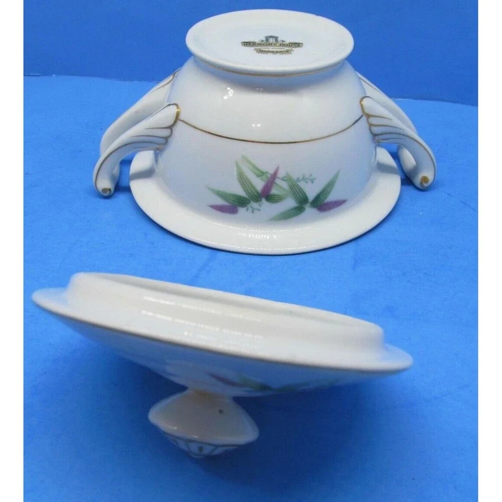 Harmony House  Mandarin Lidded Sugar Bowl In Good Condition  Vintage